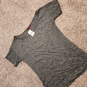 Buckle red off shoulder top